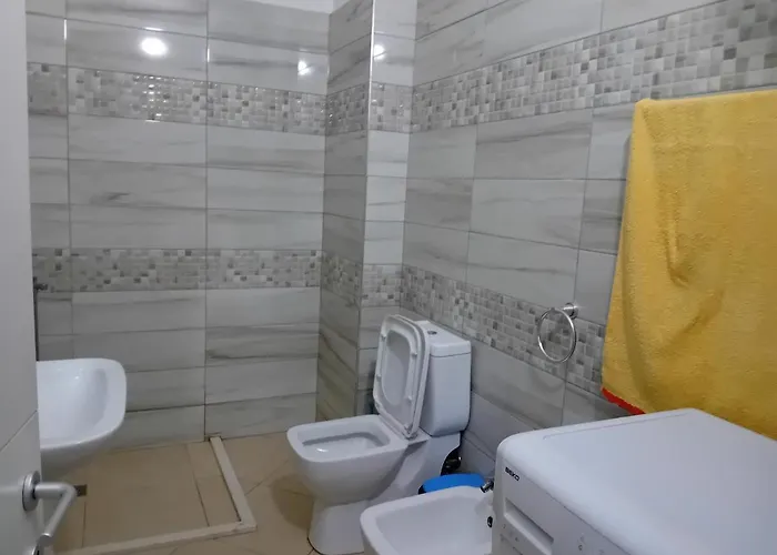 Amar * Golem (Tirana)