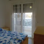 Vilson Apartaments Golem 公寓 *